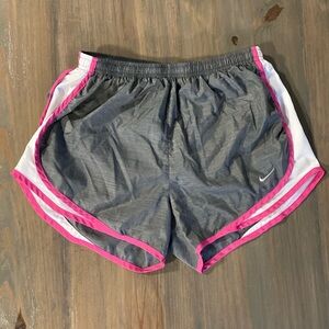 Nike Dri-Fit Tempo Running Shorts - Size Medium